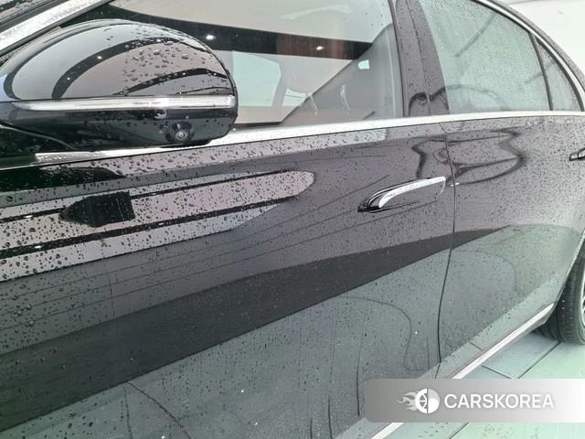 Mercedes-Benz S-Class 2023 Черный из Китая, фото 2
