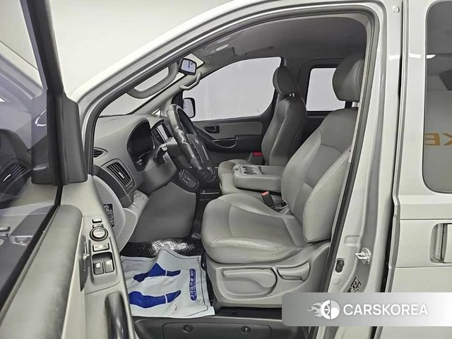 Hyundai The New Grand Starex 2019 Серебряный из Кореи, фото 2