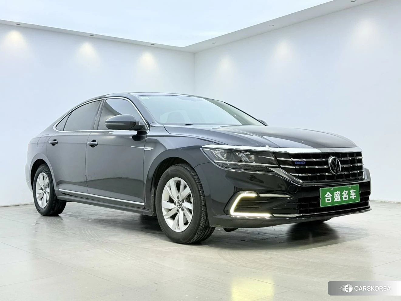 Volkswagen Passat 2021 Черный из Китая, фото 2