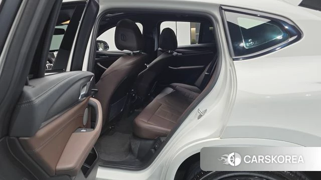 BMW X4 (G02) 2025 Белый из Кореи, фото 2