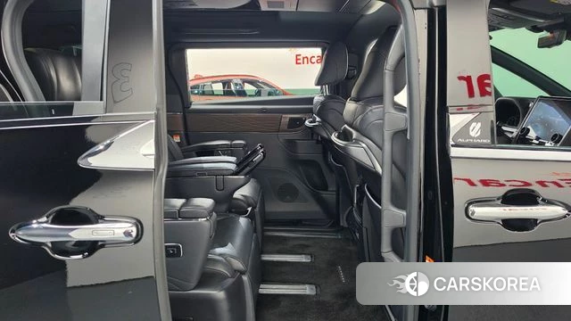 Toyota Alphard 4th Generation 2023 Черный из Кореи, фото 2