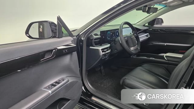 Hyundai Grandeur Hybrid (GN7) 2024 Черный из Кореи, фото 2