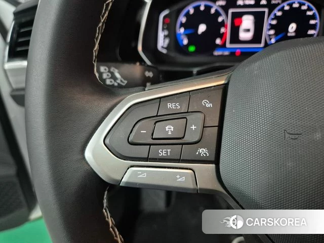 Volkswagen 7th Generation of Jetta 2023 Белый из Кореи, фото 2