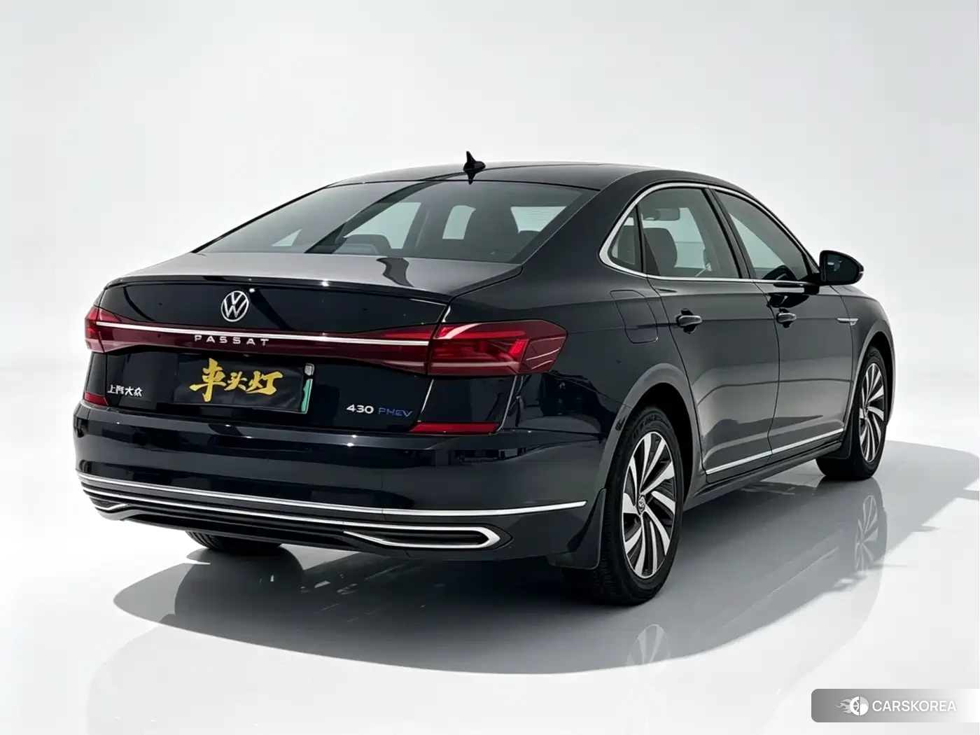 Volkswagen Passat 2023 Черный из Китая, фото 2