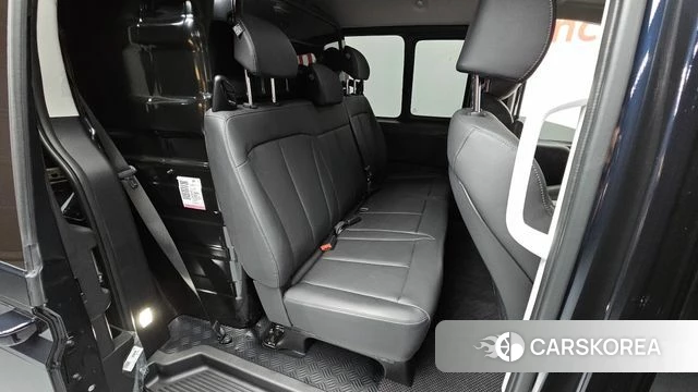 Hyundai Staria 2023 Синий из Кореи, фото 2