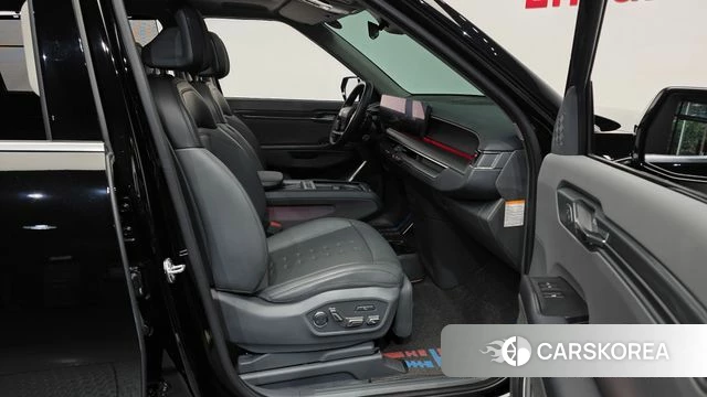 Kia EV9 2023 Черный из Кореи, фото 2