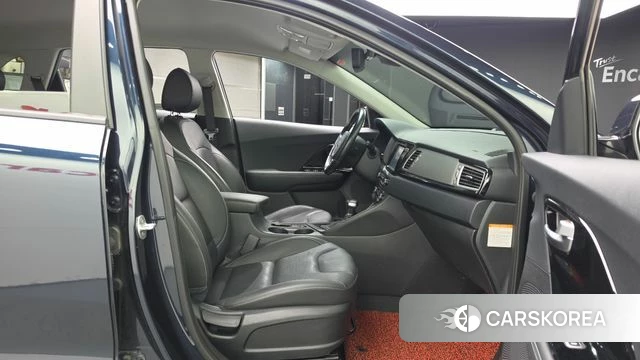 Kia Niro 2018 Синий из Кореи, фото 2