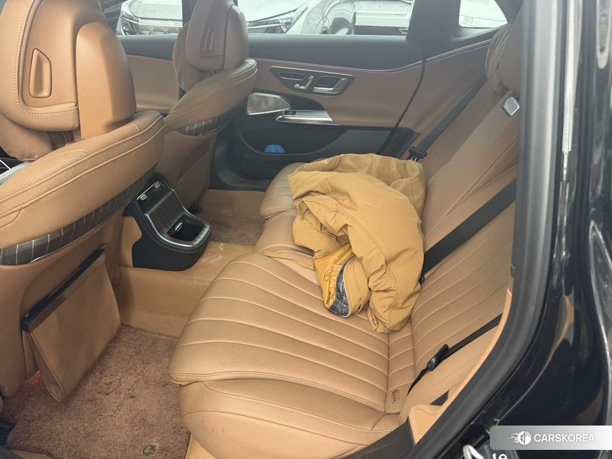 Mercedes-Benz E-Class 2023 Черный из Китая, фото 2