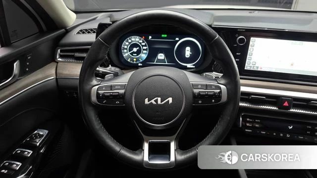 Kia K5 3rd generation 2023 Белый из Кореи, фото 2