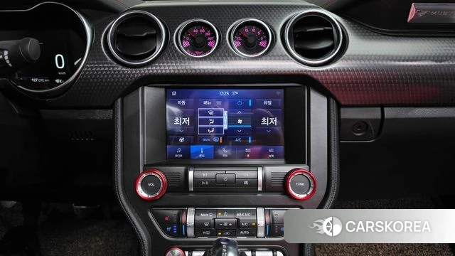 Ford Mustang 2022 Белый из Кореи, фото 2