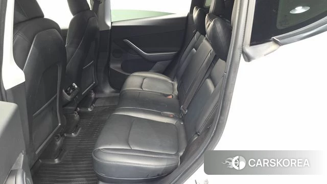 Tesla Model Y 2021 Белый из Кореи, фото 2
