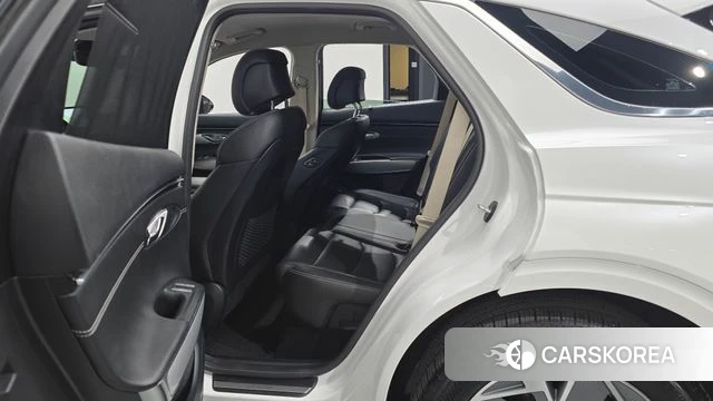 Genesis Electrified GV70 2022 Белый из Кореи, фото 2