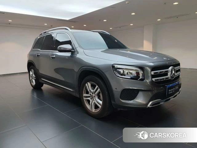 Mercedes-Benz GLB 2023 Темно-серый из Китая, фото 2