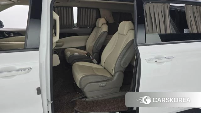 Kia The New Carnival 4th Generation 2024 Белый из Кореи, фото 2