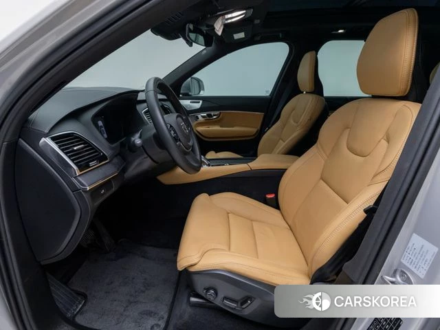 Volvo XC90 second Generation 2023 Серебряный из Кореи, фото 2