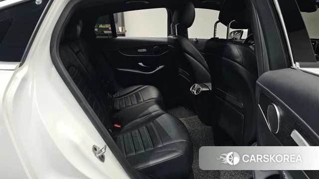 Mercedes-Benz GLC-Class X253 2022 Белый из Кореи, фото 2