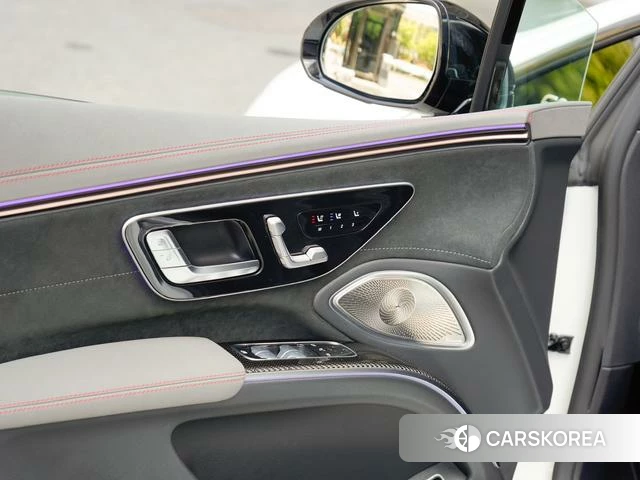 Mercedes-Benz AMG EQS 2024 Белый из Китая, фото 2