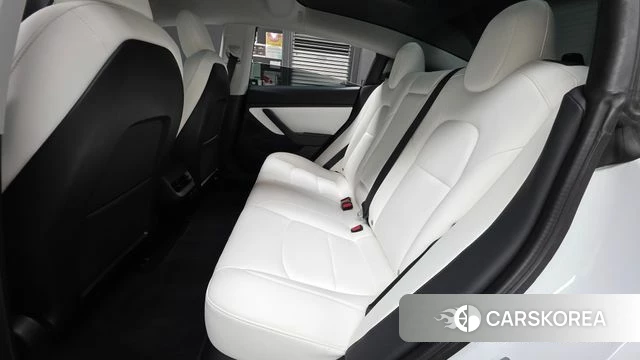 Tesla Model 3 2020 Белый из Кореи, фото 2