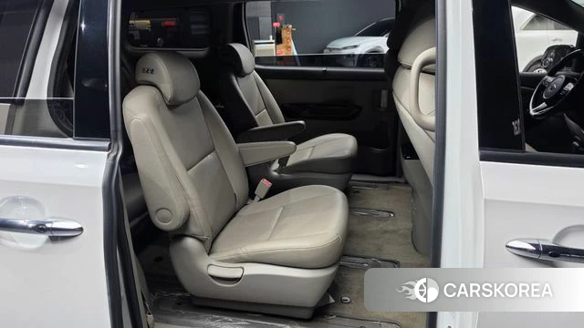 Kia The New Carnival 2019 Белый из Кореи, фото 2