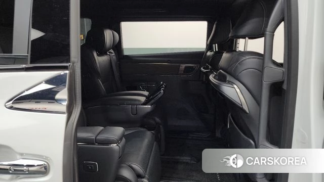 Toyota Alphard 4th Generation 2024 Белый из Кореи, фото 2