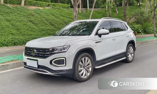 Volkswagen Tayron 2022 Белый из Китая, фото 2