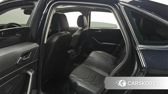 Volkswagen 7th Generation of Jetta 2021 Черный из Кореи, фото 2