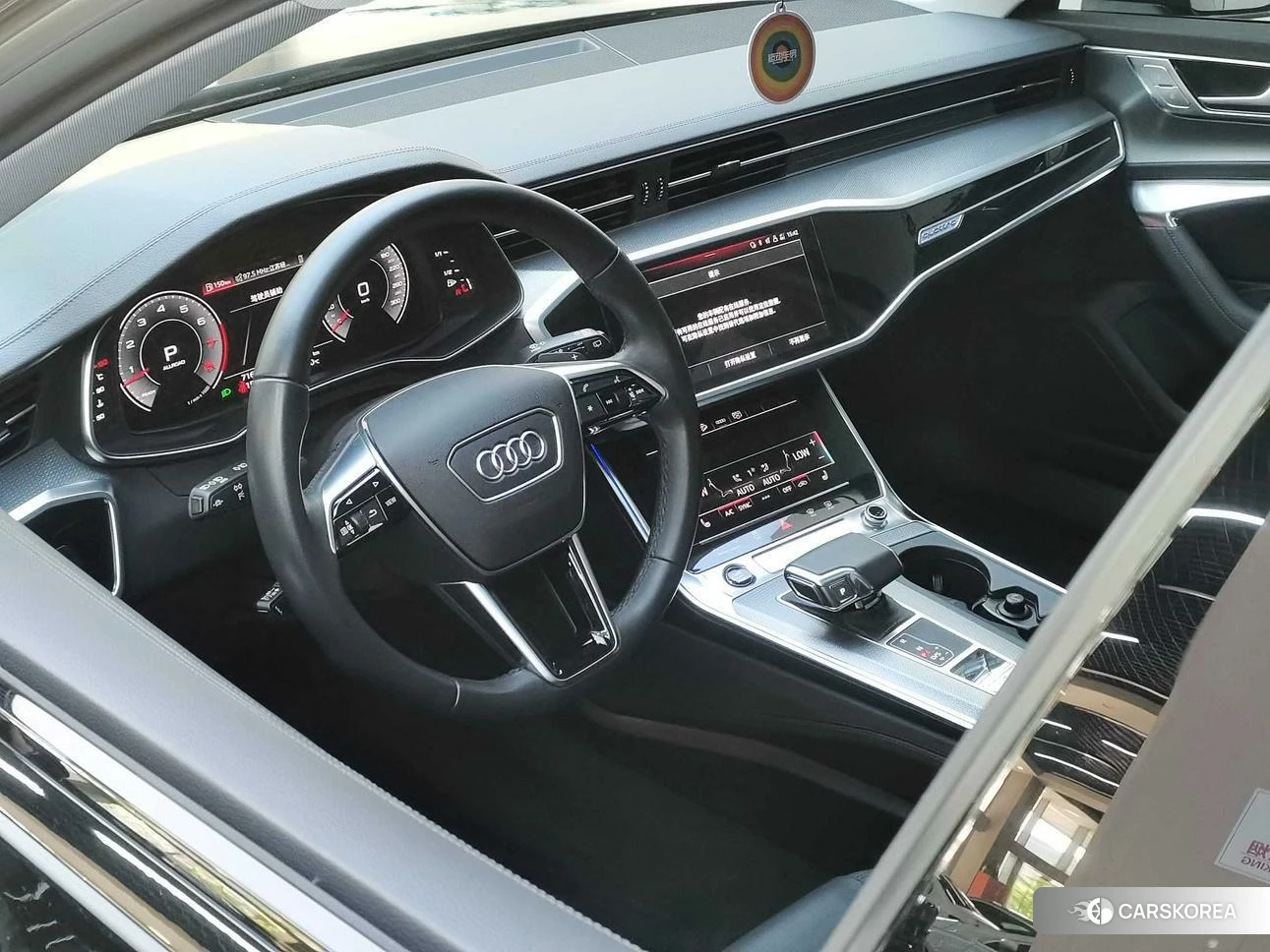 Audi A6 2021 Черный из Китая, фото 2