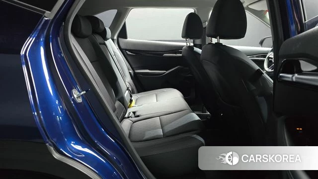 Kia Seltos 2021 Синий из Кореи, фото 2