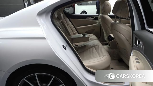 Genesis The New G70 2021 Белый из Кореи, фото 2