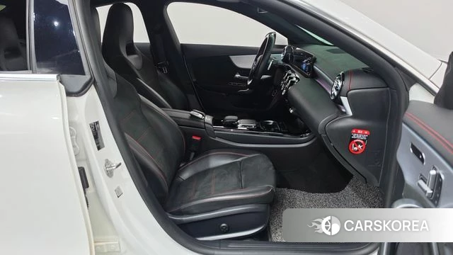 Mercedes-Benz CLA-Class C118 2021 Белый из Кореи, фото 2