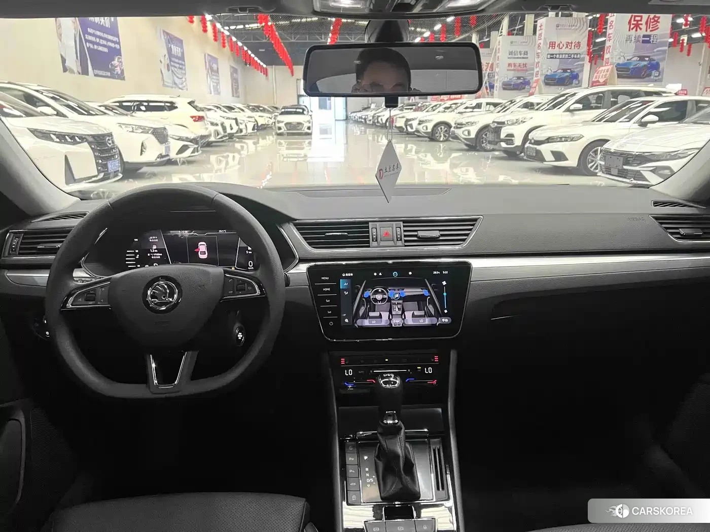 Skoda Superb 2024 Черный из Китая, фото 2