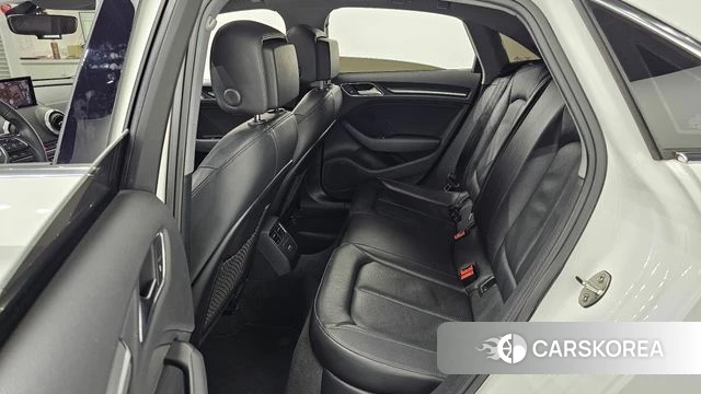Audi New A3 2018 Белый из Кореи, фото 2