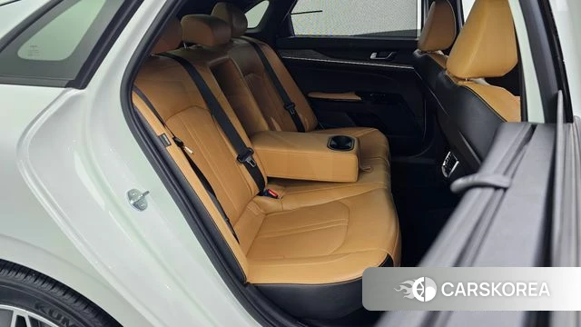Kia K5 Hybrid 3rd Generation 2023 Белый из Кореи, фото 2