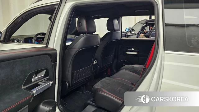 Mercedes-Benz GLB-Class X247 2026 Белый из Кореи, фото 2