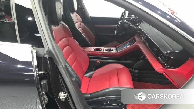 Porsche Taycan 2025 Черный из Кореи, фото 2