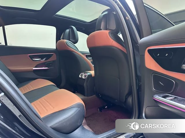 Mercedes-Benz C-class 2024 Черный из Китая, фото 2