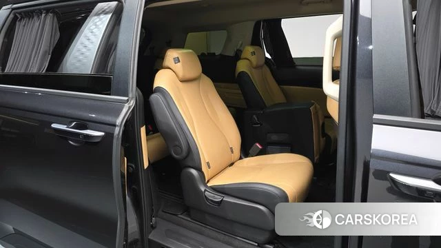 Kia Carnival 4th generation 2022 Серый из Кореи, фото 2