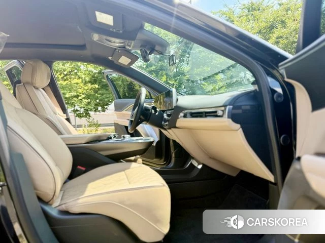 Cadillac Lyric 2024 Черный из Кореи, фото 2