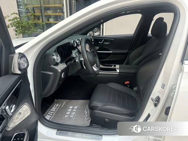 Mercedes-Benz C-class 2025 Белый из Китая, фото 2