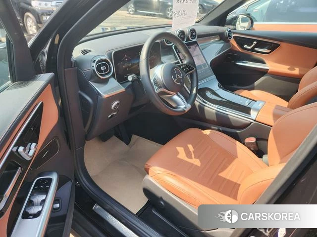 Mercedes-Benz GLC 2023 Черный из Китая, фото 2