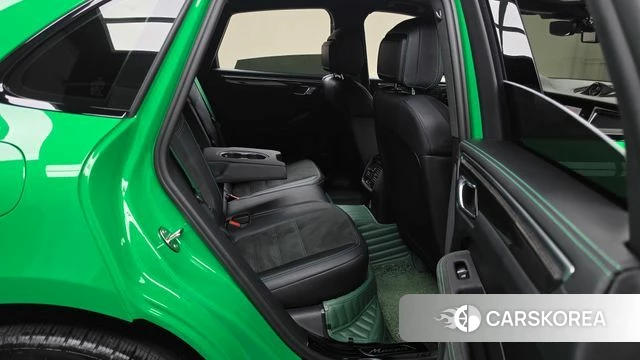 Porsche Macan 2024 Зеленый из Кореи, фото 2