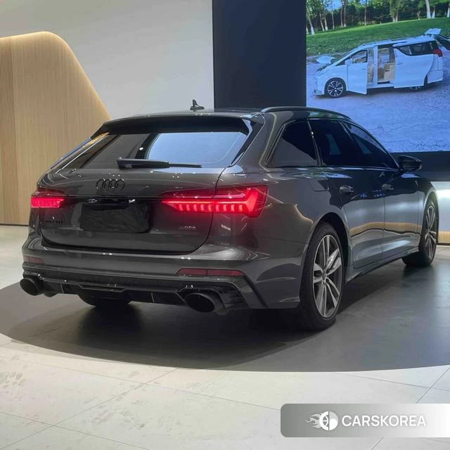 Audi A6 2023 Темно-серый из Китая, фото 2