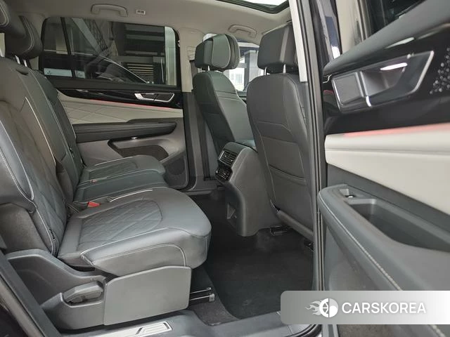 Volkswagen Teramont 2024 Черный из Китая, фото 2
