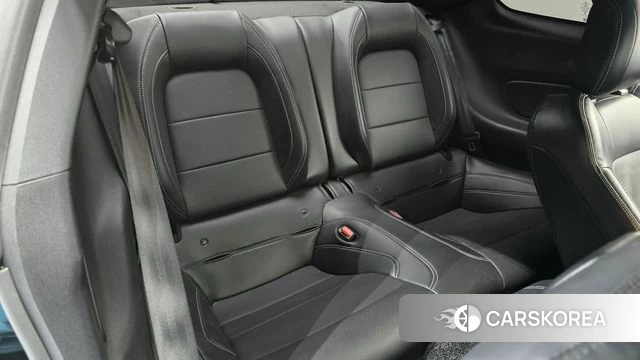 Ford Mustang 2021 Черный из Кореи, фото 2