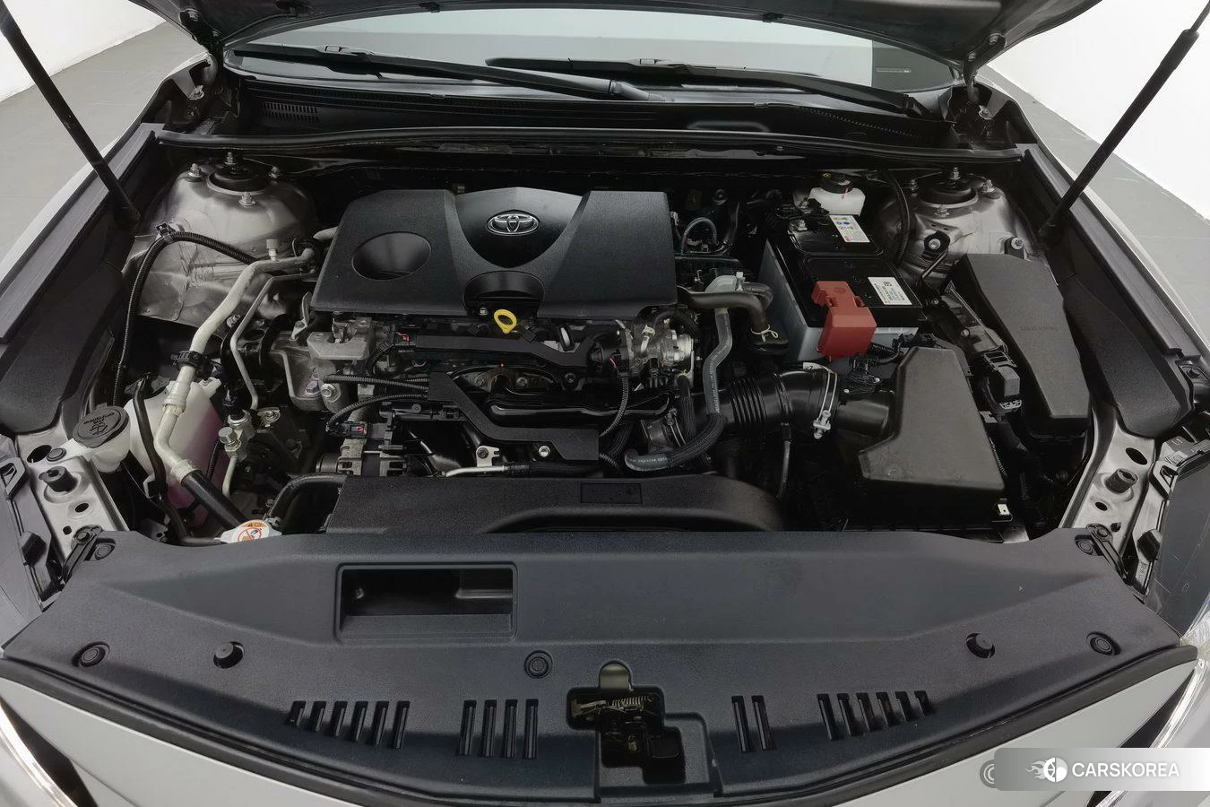 Toyota Camry 2022 Темно-серый из Китая, фото 2
