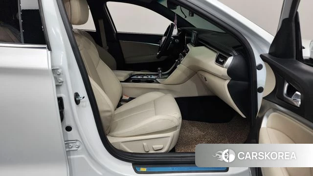 Genesis The New G70 2024 Белый из Кореи, фото 2