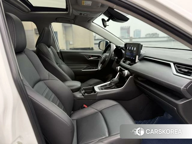 Toyota Wildlander 2021 Белый из Китая, фото 2