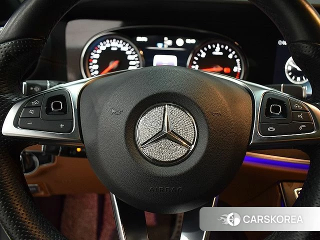 Mercedes-Benz E-Class W213 2018 Белый из Кореи, фото 2