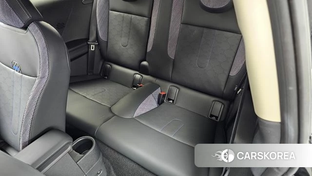 Mini Cooper C 4th generation 2025 Черный из Кореи, фото 2