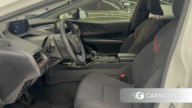 Toyota Prius 5th Generation 2024 Белый из Кореи, фото 2